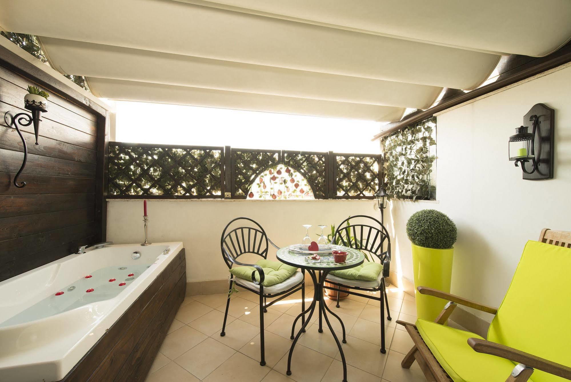 Suites Roma Tiburtina Екстериор снимка